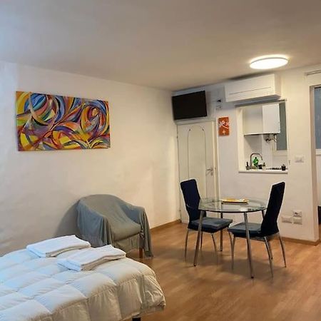 Gianfranco - City Center Apt Firenze Bagian luar foto